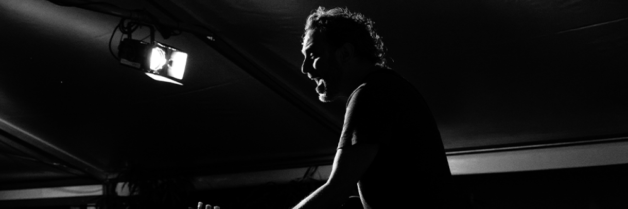 Reto Burell feat. Lin Stucki